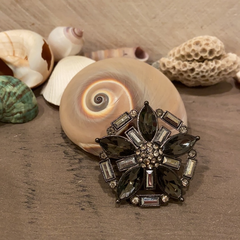 Premier Designs Brooch - Picture 1 of 15